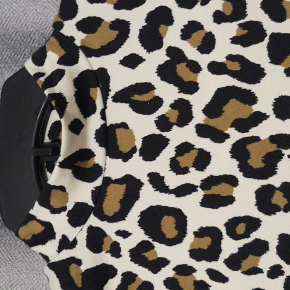 Gaze Leopard Print Mock Turtleneck Sz XS. NWOT - Picture 4 of 7